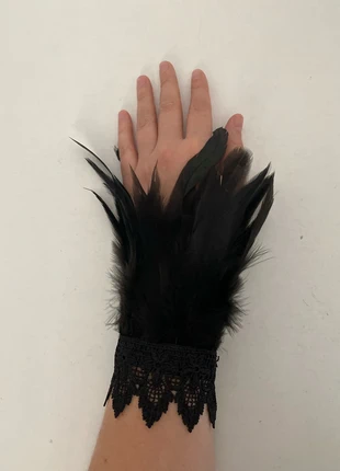 Paire de manchettes en plumes noires, merk: Cryptica, staat: Heel goed, € 11,00, € 12,25 inclusief Kopersbescherming Pro
