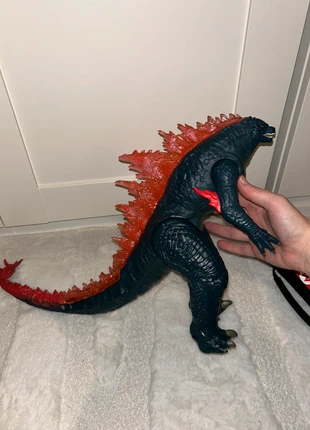 Godzilla 11 inch monsterverse, brand: Godzilla X Kong, condition: Very good, size: Preemie, up to 44cm, £10.00, £11.10 includes Buyer Protection
