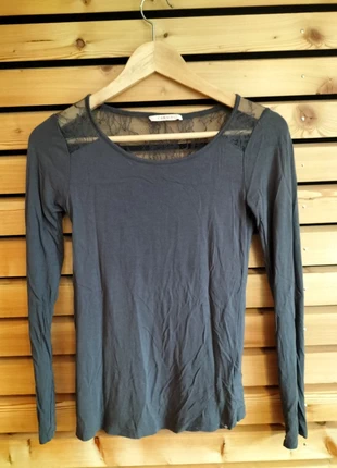 Haut avec dentelle, marque: Camaïeu, état: Très bon état, taille: S / 36 / 8, 6,00 €, 7,00 € Protection acheteurs incluse