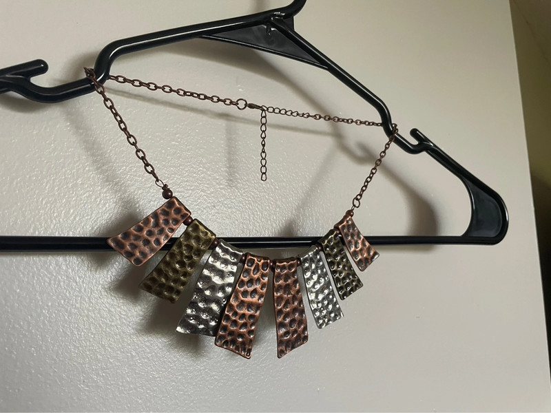 Bronze necklace 2