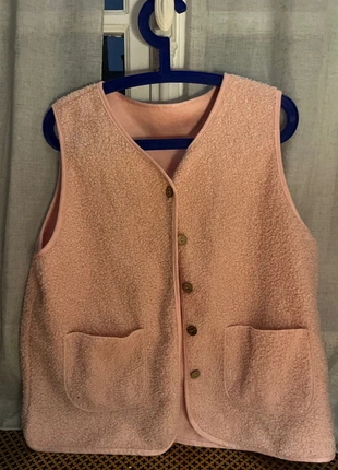 Gilet sans manche bouclettes rose, marca: Boutique Parisienne, estado: Novo sem etiquetas, tamanho: Tamanho único, €8.00, €9.10 inclui Proteção do Comprador