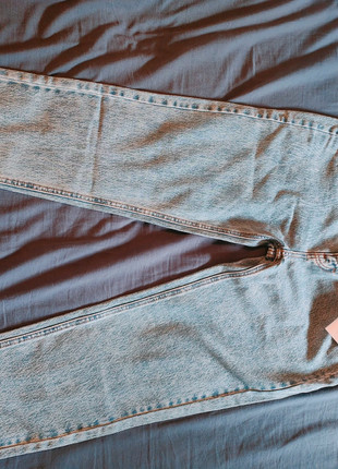 Jeans pull&bear nuovi, mI messi perché ho mangiato troppo dopo averli comprati e non mi stanno 