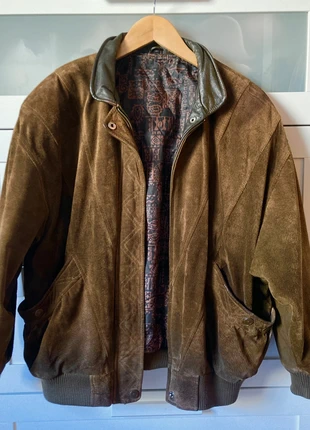 Leather bomber vintage jacket boxy fit, brand: Vintage Dressing, condizioni: Ottime, taglia: M, €67.00, €71.05 include la Protezione acquisti