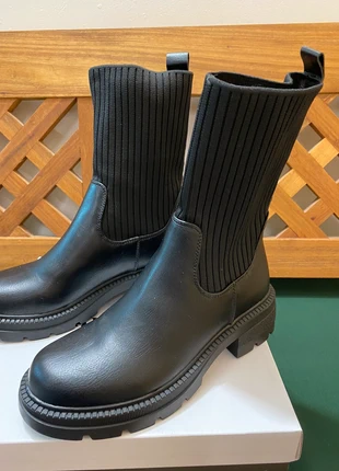 Bottes 👢 , marke: Lady Glory, zustand: Neu, größe: 38, 30,00 €, 32,20 € inklusive Vinted-Käuferschutz