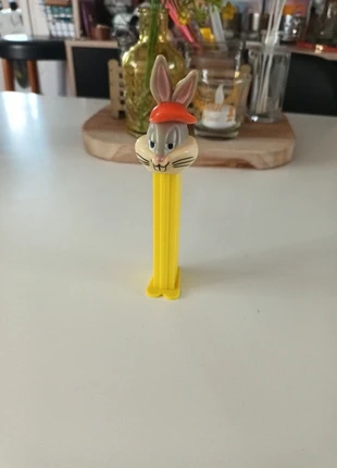 Pez Bugs Bunny, marke: Pez, zustand: Sehr gut, größe: Einheitsgröße, 3,50 €, 4,38 € inklusive Vinted-Käuferschutz