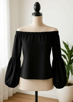 Blouse Noir manches bouffantes, merk: Boohoo, staat: Heel goed, maat: S / 36 / 8, € 5,00, € 5,95 inclusief Kopersbescherming