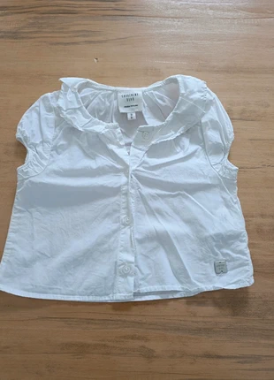 Chemise blanche, merk: Carrement Beau, staat: Heel goed, maat: 18-24 maanden / 86 cm, € 3,00, € 3,85 inclusief Kopersbescherming