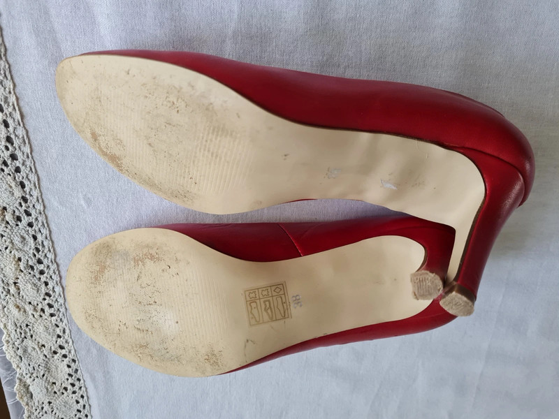 Escarpins rouge en cuir Eram Vinted