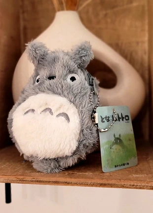Porte-monnaie Totoro 🎋 peluche grise douce, marke: Totoro, zustand: Sehr gut, größe: Einheitsgröße, 8,90 €, 10,05 € inklusive Vinted-Käuferschutz