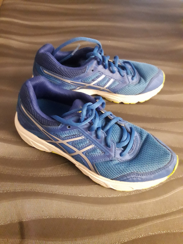 chausures sport Oasic 35 5 Vinted