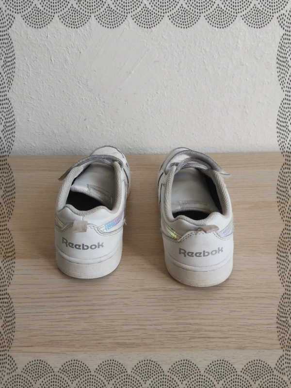 Baskets Reebok pointure 33 - photo numéro 5