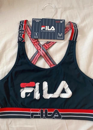 Brassière FILA, marque: FILA, état: Neuf avec étiquette, taille: 90A et AA, 18,00 €, 19,60 € Protection acheteurs incluse
