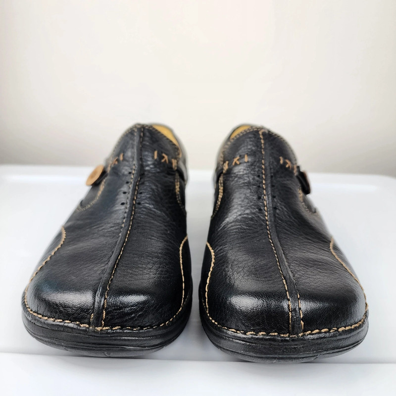 Clarks Unstructured Slip-on Black Leather Comfort Shoes Flat Loafer Size 8.5M 5