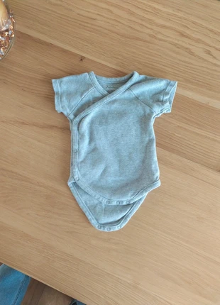 Body mixte, marke: Kimbaloo, zustand: Sehr gut, größe: 3-6 Monate / 62, 2,00 €, 2,80 € inklusive Vinted-Käuferschutz