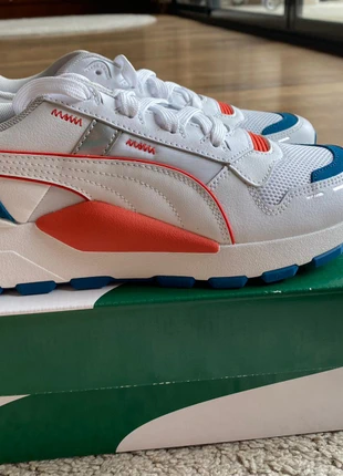 Puma RS 2.0 tricolores neuves avec étiquettes taille 39, merk: Puma, staat: Nieuw met prijskaartje, maat: 39, € 39,99, € 42,69 inclusief Kopersbescherming