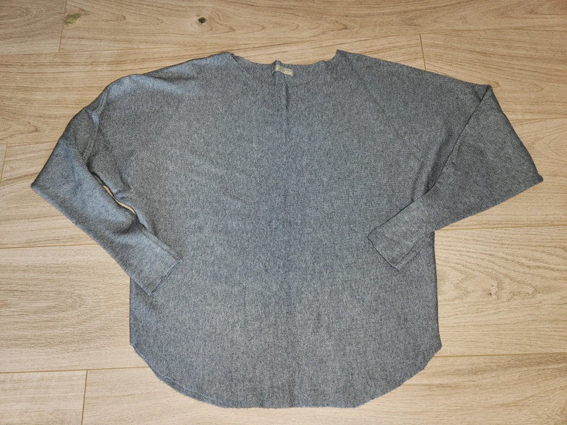 Pull gris