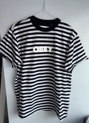Obey Striped T-Shirt – Black & White – Size M – Skater Style, brand: Obey, condition: New without tags, size: M, €12.00, €13.30 includes Buyer Protection