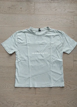T-shirt ripcurl femme large taille xs, marque: Rip Curl, état: Très bon état, taille: XS / 34 / 6, 6,00 €, 7,00 € Protection acheteurs incluse