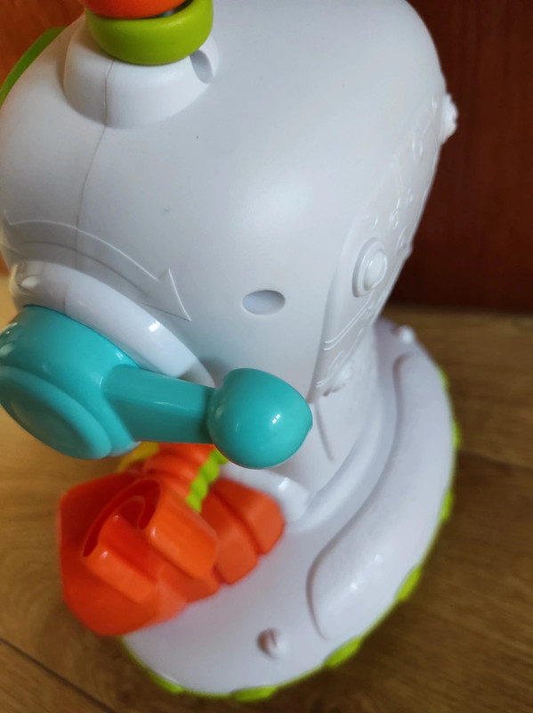 Baby Robot – Clementoni ES