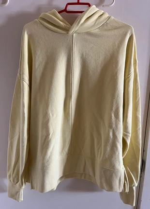Sudadera Zara talla 13-14 años en amarillo, marque: Zara, état: Très bon état, taille: 14 ans / 164 cm, 5,00 €, 5,95 € Protection acheteurs incluse