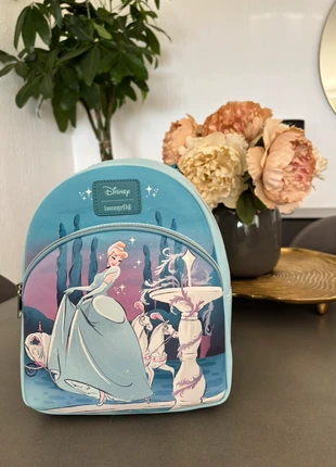 Cinderella back pack - Disney - Cendrillon - Cenicienta, merk: Loungefly, staat: Nieuw met prijskaartje, € 59,00, € 62,65 inclusief Kopersbescherming