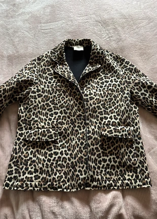 Magnifique blazer oversize léopard, brand: Intuition, condition: New without tags, size: One size, €30.00, €32.20 includes Buyer Protection