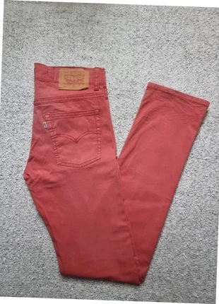 38. Jean Levi's 510 - Coupe Skinny Fit taille basse - Taille 14 ans, brand: Levi's, condizioni: Ottime, taglia: 14 anni / 164 cm, €13.60, €14.98 include la Protezione acquisti Pro