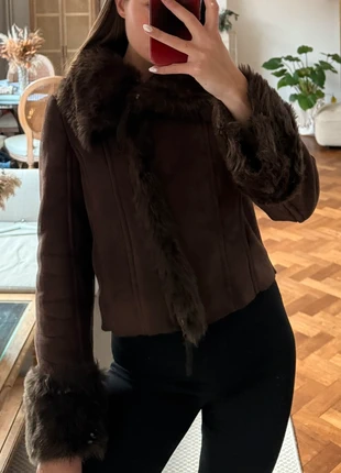Veste courte manteau fausse fourrure avec moutmout à l'intérieur vintage, brand: Vintage Dressing, condizioni: Ottime, taglia: S / IT 40 / EU 36, €45.00, €47.95 include la Protezione acquisti