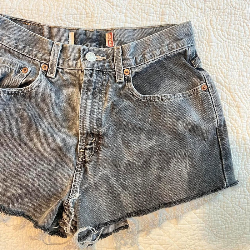 Levi's acid washed gray high waisted cut off shorts 3