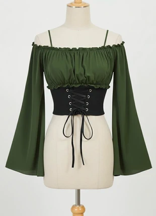 Top verde e nero stile gotico, brand: Alchemy Gothic, condizioni: Nuovo senza cartellino, taglia: S / IT 40 / EU 36, €25.00, €26.95 include la Protezione acquisti
