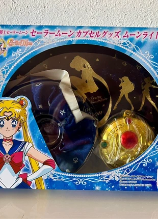 Bandai Sailor Moon Sailor Set 2 Moon Light Astuccio Fermacapelli e Specchietto, marke: Bandai, zustand: Neu, mit Etikett, 49,00 €, 52,15 € inklusive Vinted-Käuferschutz