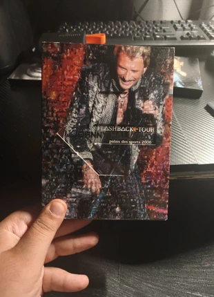 Coffret DVD johnny Hallyday flashback tour, condition: New without tags, €25.00, €26.95 includes Buyer Protection