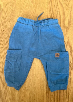 blaue Jogginghose, marke: Blue Seven, zustand: Gut, größe: 6-9 Monate / 68, 1,50 €, 2,28 € inklusive Vinted-Käuferschutz