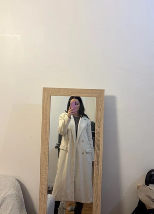 Manteau blanc long et chaud, brand: Timeless, condizioni: Nuovo senza cartellino, taglia: Taglia unica, €30.00, €32.20 include la Protezione acquisti