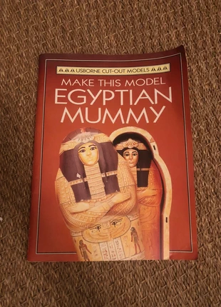 Livre paper toy momie égyptienne Usborne, condition: Very good, €5.00, €5.95 includes Buyer Protection