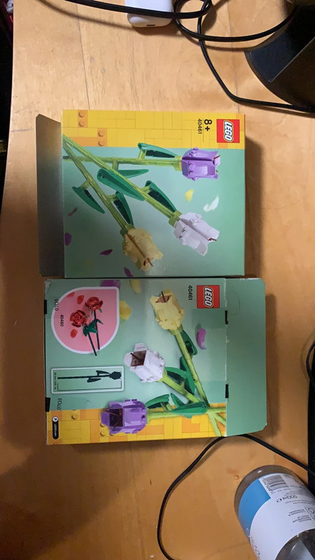 2x Lego tulip sets