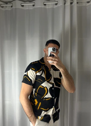 Chemise manche courte imprimée / Taille L, marke: Zara, zustand: Sehr gut, größe: L, 5,50 €, 6,48 € beinhaltet Vinted-Käuferschutz Pro