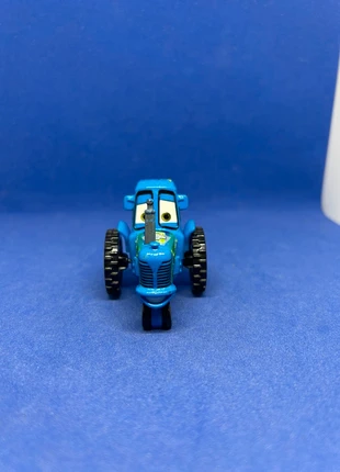 Clutch aid racing tractor, marke: Mattel, zustand: Gut, größe: Einheitsgröße, 10,00 €, 11,20 € inklusive Vinted-Käuferschutz