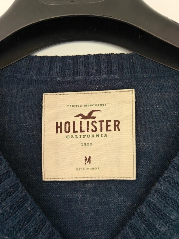 Pull Hollister - photo numéro 2