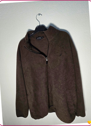1/4 zip polaire léger nautica marron xxl, marke: Nautica, zustand: Sehr gut, größe: XXL, 6,00 €, 7,00 € inklusive Vinted-Käuferschutz