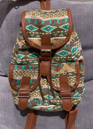 Sac à dos à motifs colorés, marque: Bleu Cerise, état: Bon état, 2,00 €, 2,80 € Protection acheteurs incluse