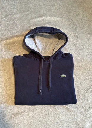 Pull à capuche bleu marine, Lacoste taille S, marca: Lacoste, estado: Muito bom, tamanho: S, €25.00, €26.95 inclui Proteção do Comprador