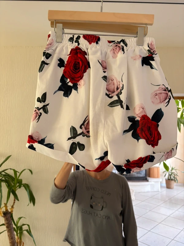 Short fleuri femme 38 - photo numéro 4