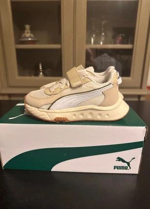 Baskets Puma Wild Rider Futurism enfant – Pointure 28 (UK 10 / US 11C), marca: Puma, estado: Novo com etiquetas, tamanho: 28, €30.00, €32.20 inclui Proteção do Comprador
