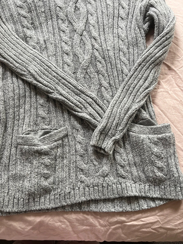 Abercrombie sweater 5