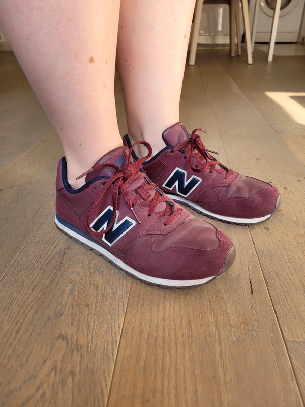 Sneakers New Balance bordeaux et bleu marine Vinted