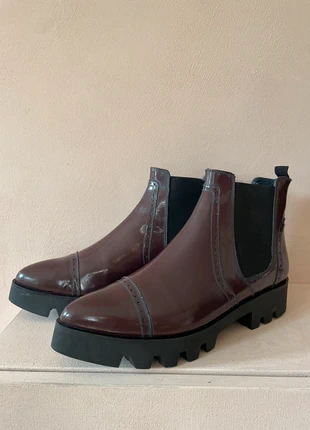 Studio Pollini enkellaars maat 41 - als nieuw!, merk: Pollini, staat: Nieuw zonder prijskaartje, maat: 41, € 35,00, € 37,45 inclusief Kopersbescherming