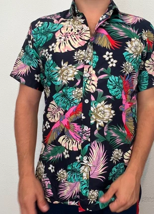 Chemise hawaïenne homme motif perroquets et fleurs, merk: Original, staat: Goed, maat: Universeel, € 6,00, € 7,00 inclusief Kopersbescherming
