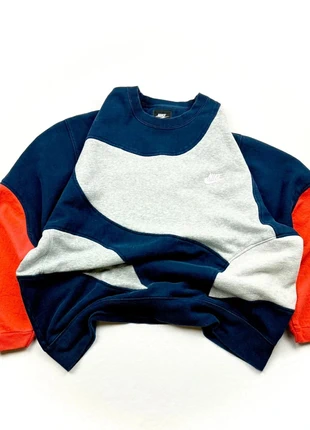 Pull Nike rework Y2K logo brodé gris - Taille XXL - Bon état, marque: Nike, état: Bon état, taille: XXL, 30,90 €, 33,15 € Protection acheteurs incluse