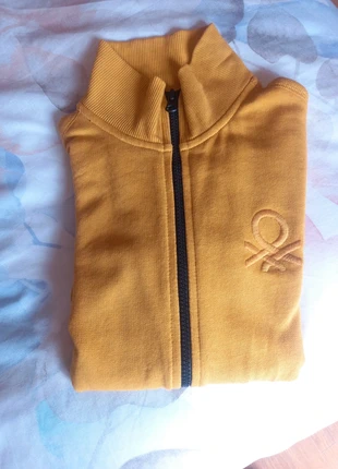 Sudadera de Benetton. Talla 8-9 años, marque: United Colors of Benetton, état: Très bon état, taille: 8 ans / 128 cm, 9,50 €, 10,68 € Protection acheteurs incluse